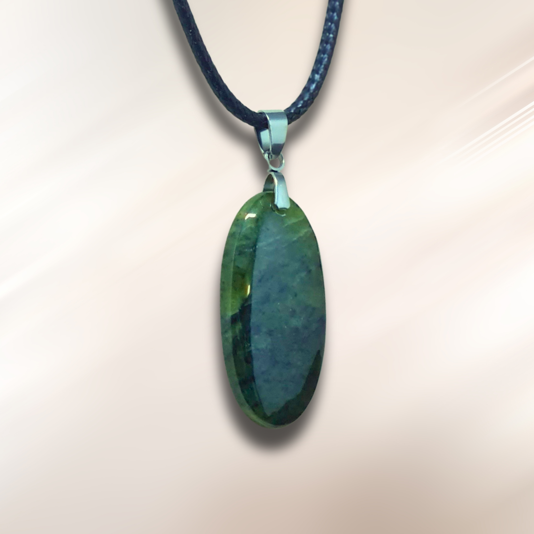 Pendentif en Jade Néphrite (PE2024)