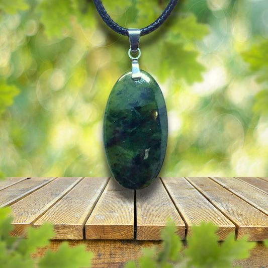 Pendentif en Jade Néphrite (PE2025)