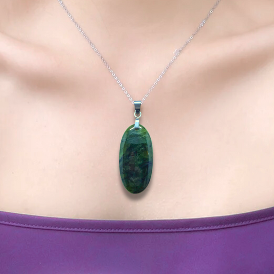 Pendentif en Jade Néphrite (PE2024) - ENAE Minéraux