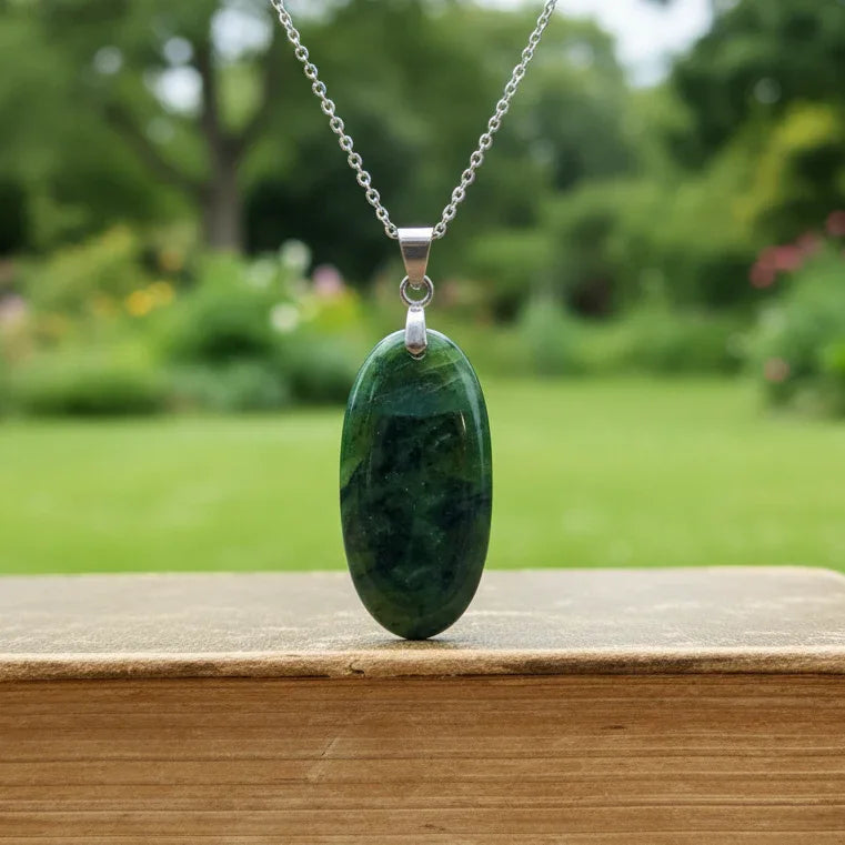 Pendentif en Jade Néphrite (PE2024)