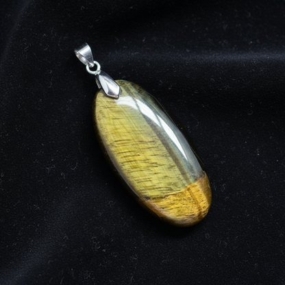 Pendentif en Œil de Faucon (PE1639)