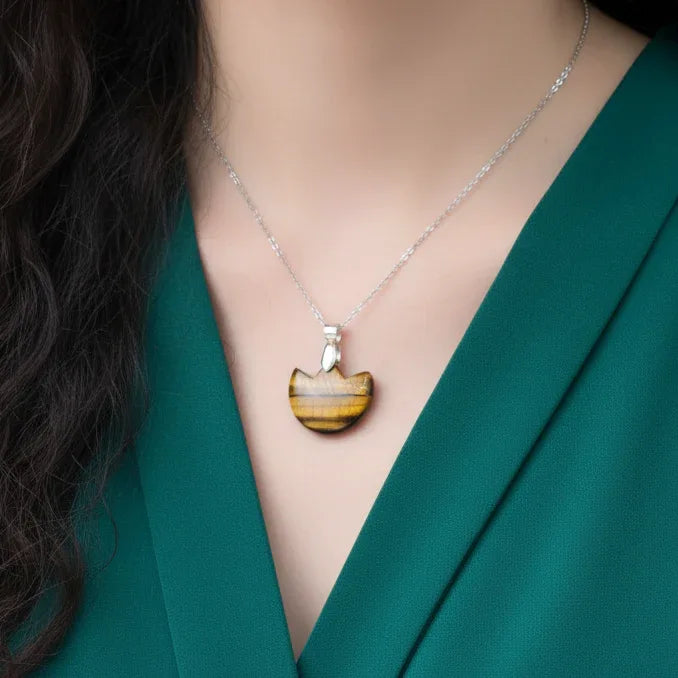 Pendentif tulipe en Œil de Tigre (PE1615-2)