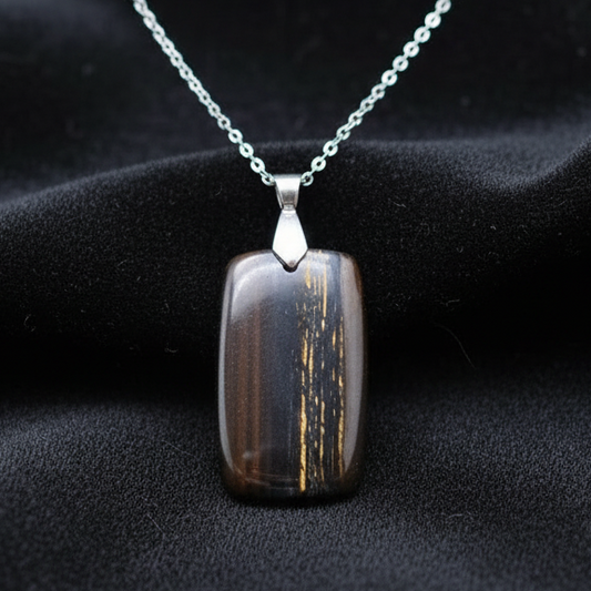 Pendentif en Œil de Fer (PE1095)