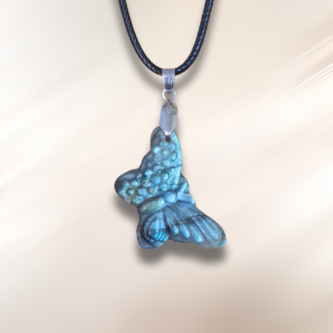 Pendentif papillon en Labradorite (PE1997-1)