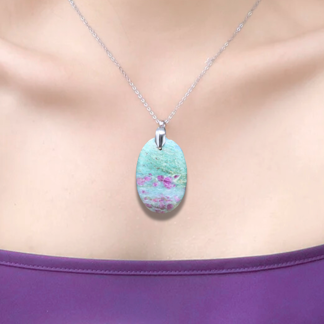 Pendentif en Rubis sur Fuchsite (PE1424-3) - ENAE Minéraux
