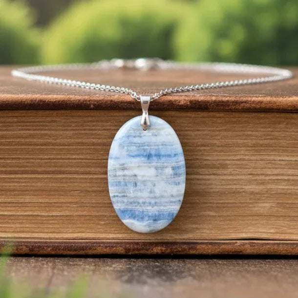 Pendentif en Scheelite et Dolomite (PE1956)