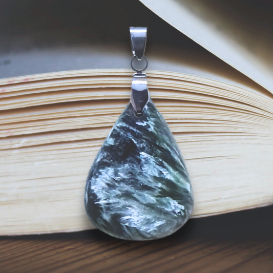 Pendentif en Séraphinite (PE1908-1)