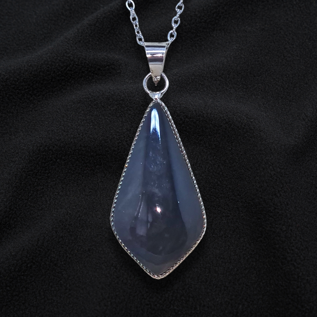 Pendentif en Obsidienne Manta Huichol (PE1879) - ENAE Minéraux