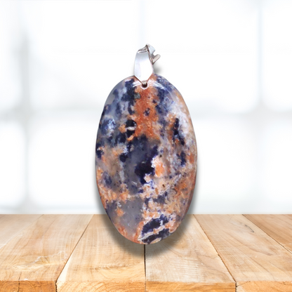 Pendentif en Sodalite et Cancrinite (PE1224)