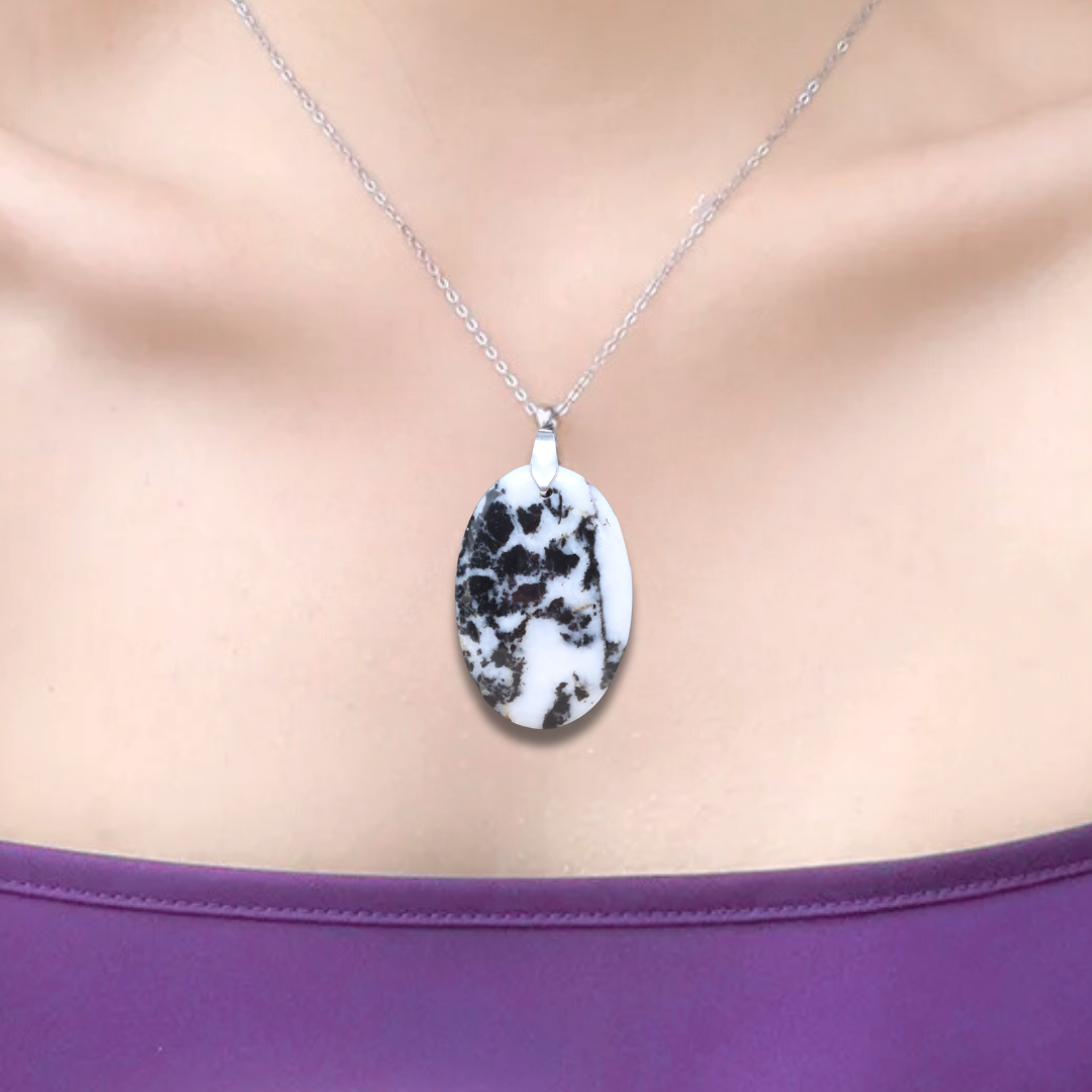 Pendentif en Albite et Tourmaline noire (PE1211)