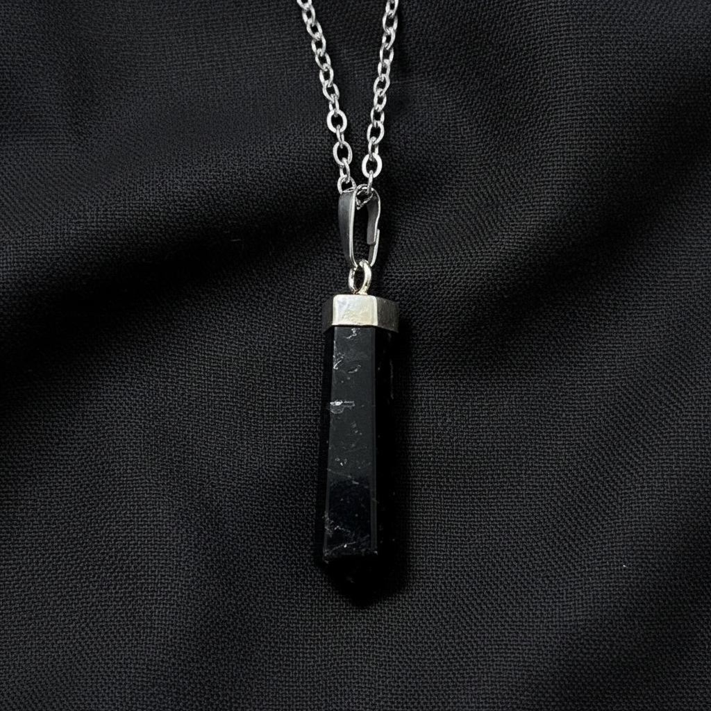 Pendentif en pointe de Tourmaline noire (PE1553-2)
