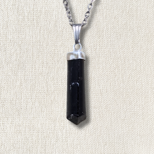 Pendentif en pointe de Tourmaline noire (PE1553-2)