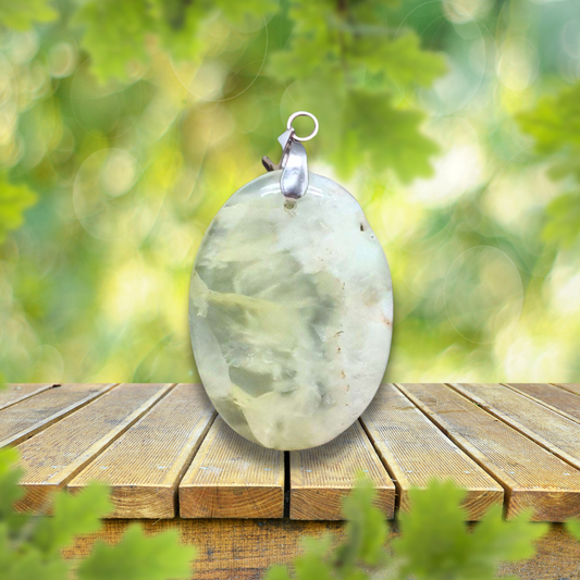 Pendentif en Prehnite (PE1038)