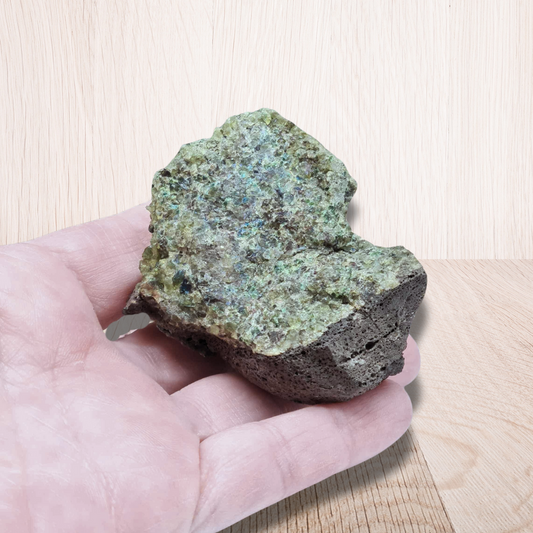 Péridot (Olivine) sur Basalte brut 112g (MB131) - ENAE Minéraux