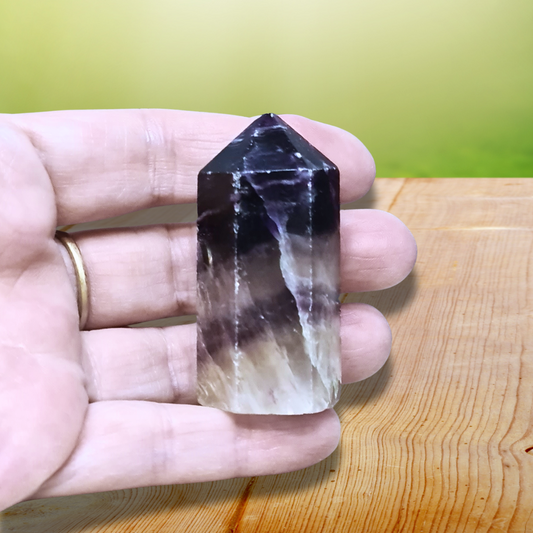 Pointe polie en Fluorite 62g (PRGFL315-15) - ENAE Minéraux