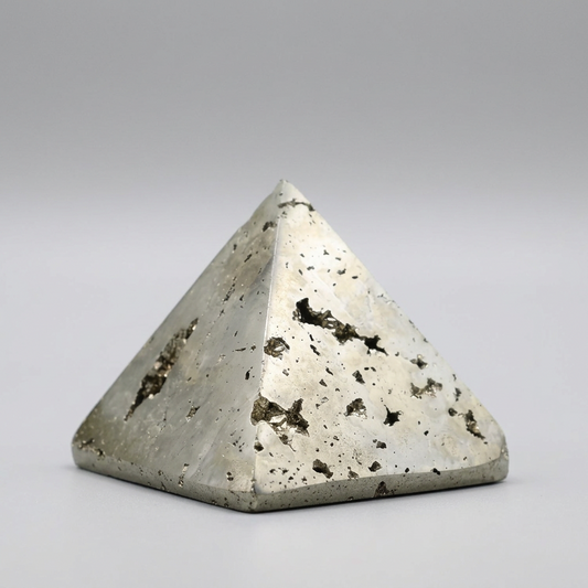 Pyramide polie en Pyrite 125g (PRGFL320)