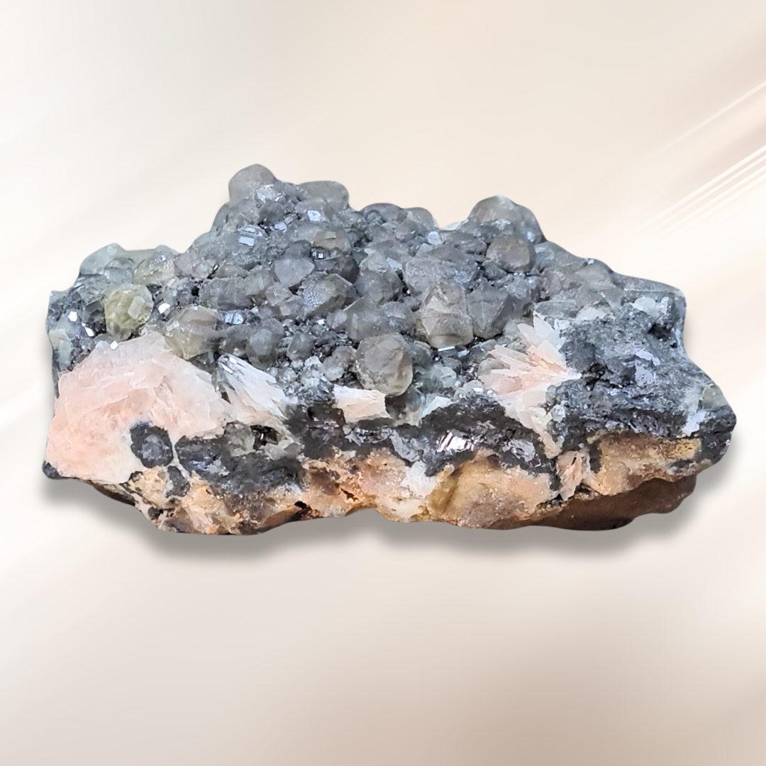 Quartz, Cérusite, Baryte rose et Galène brut (MB545)