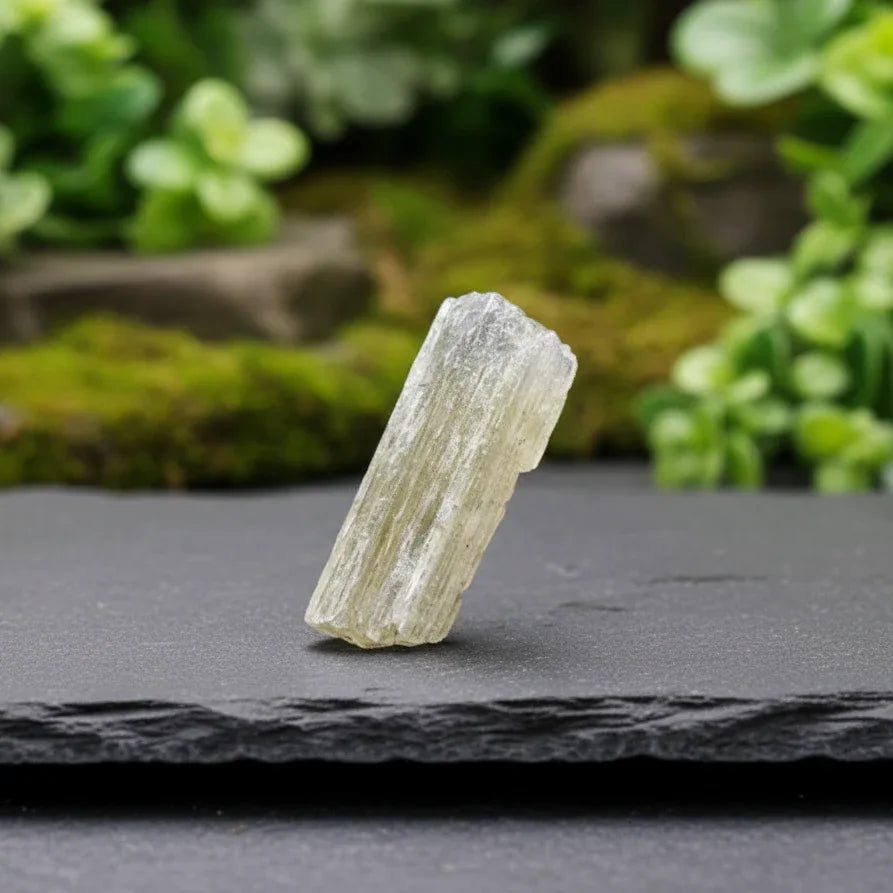 Scapolite brute 15g (MB551-1)