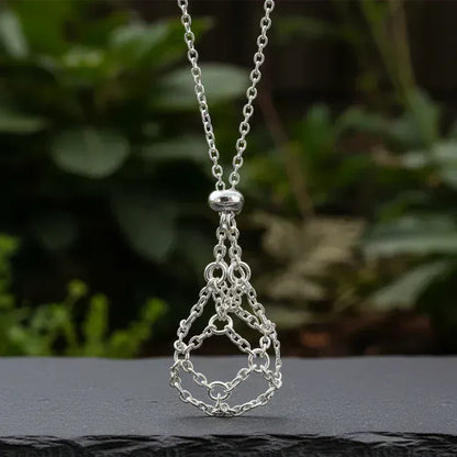 Pendentif panier pour les pierres
