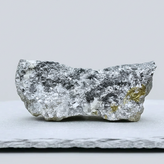 Skuttérudite, Calcite et Chalcopyrite brute 125g (MB189 - 2)