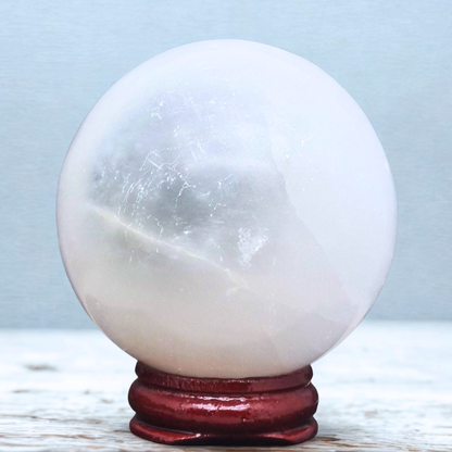 Sphère en Sélénite 273g (PRGFL700-2)