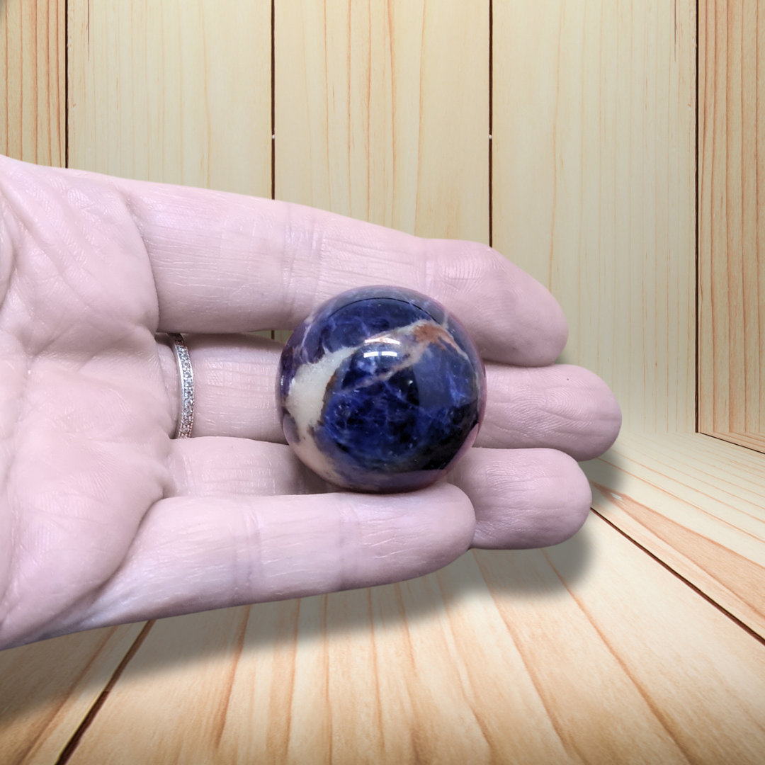 Sphère en Sodalite 33g (PRGFL501-3) - ENAE Minéraux