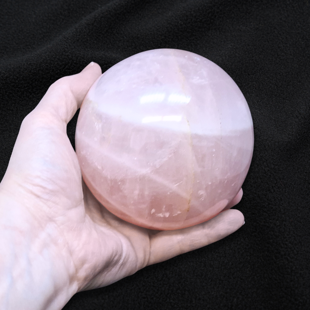 Sphère en Quartz Rose de 1273 g (PRGFL709)