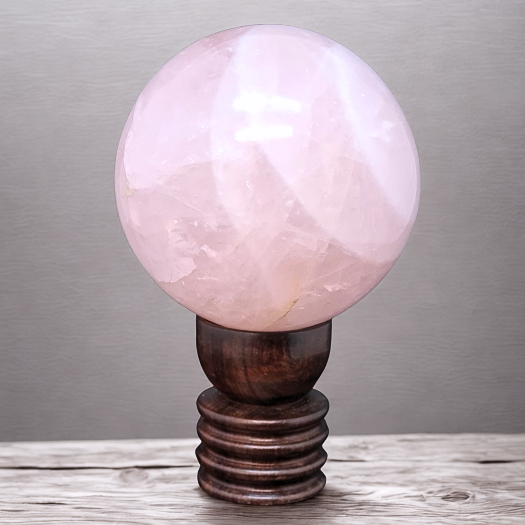 Sphère en Quartz Rose de 1273 g (PRGFL709)