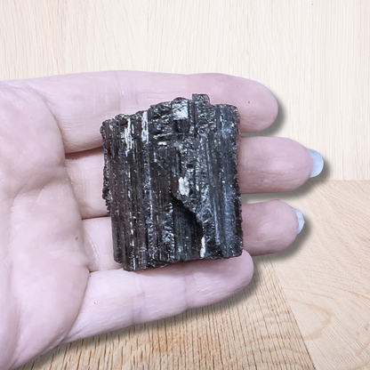 Tourmaline noire brute 98g (MB535-1)