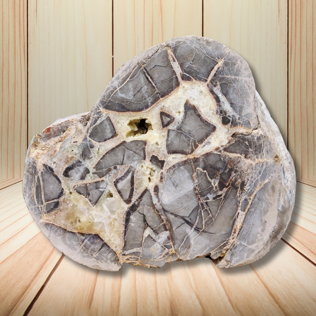 Tranche de Septaria et Calcite jaune brute et polie 388g (MB452) - ENAE Minéraux