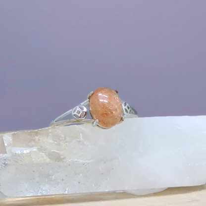 Bague réglable en Pierre de Soleil (BAG62-4)