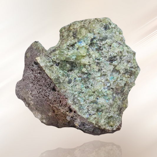 basalte, chalcopyrite, lithotherapie, pierre, péridot ENAE Mineraux