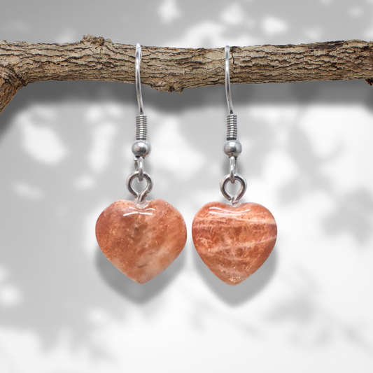 Boucles d'oreilles cœur en Pierre de Soleil (BO137) - ENAE Minéraux