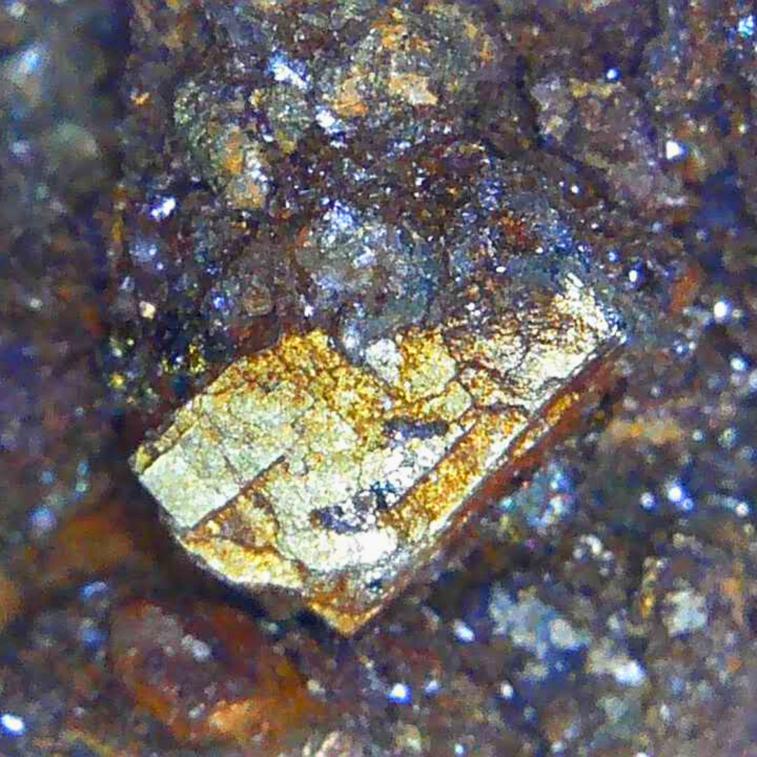 Calcite et Chalcopyrite sur Blende (MB561) - ENAE Minéraux