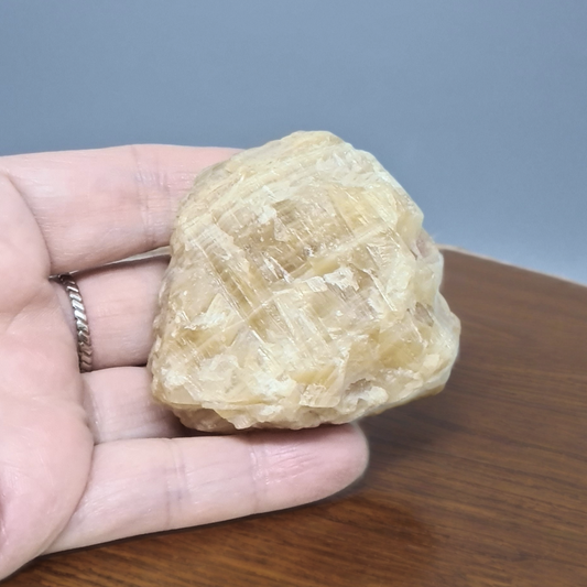 Calcite jaune brute 95g (MB580)