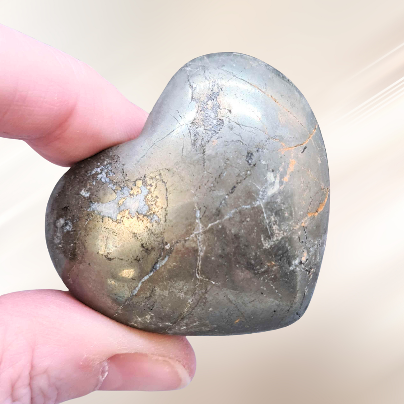 coeur, lithotherapie, pierre, pyrite ENAE Mineraux