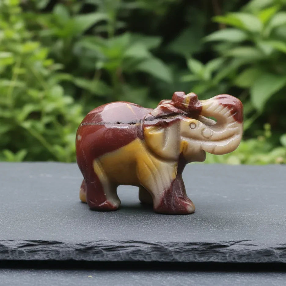 Eléphant en Jaspe Mookaïte 40g (PRGFL346-71) - ENAE Minéraux