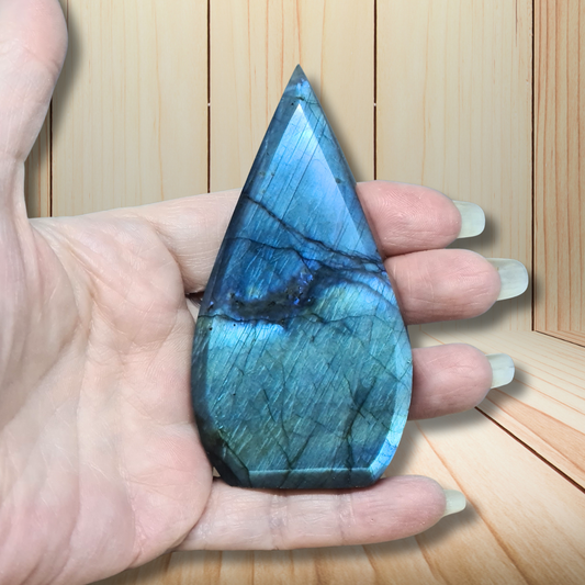 Flamme en Labradorite bleue 120g (PRGFL745)
