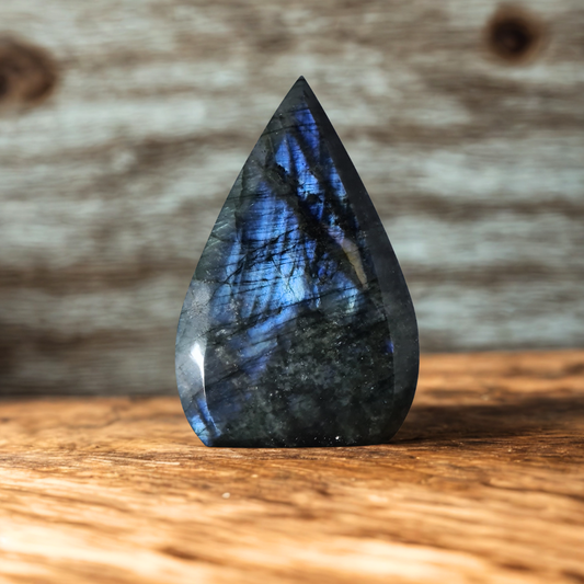 Flamme en Labradorite bleue 213g (PRGFL748)