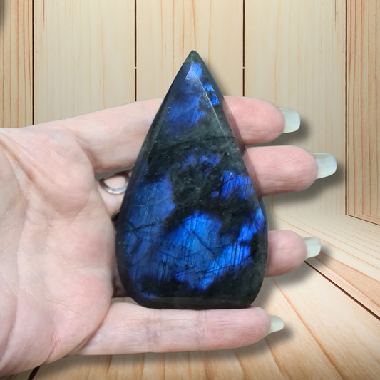 Flamme en Labradorite bleue 127g (PRGFL746)