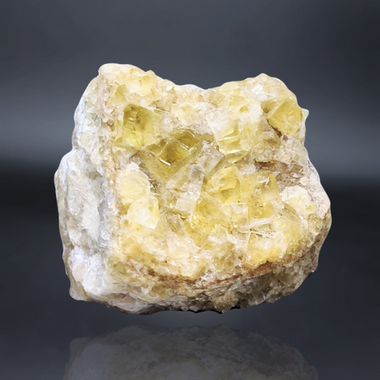 fluorite jaune, lithotherapie, pierre brute, valzergues ENAE Mineraux