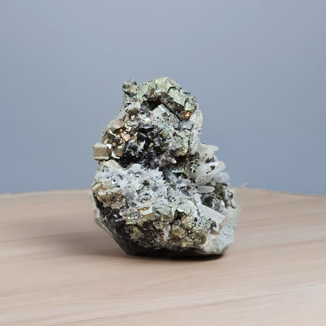 Galène, Quartz et Pyrite 152g {MB583)