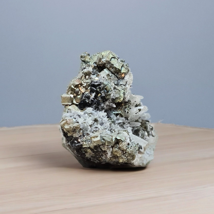 Galène, Quartz et Pyrite 152g {MB583)
