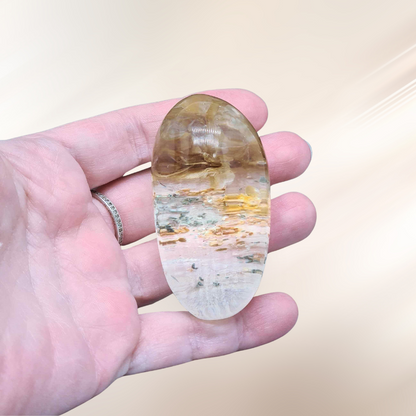 galet, lithotherapie, pierre, quartz lodolite ENAE Mineraux