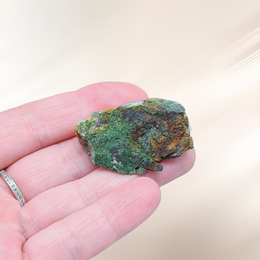 libethenite, lithotherapie, pierre rare ENAE Mineraux