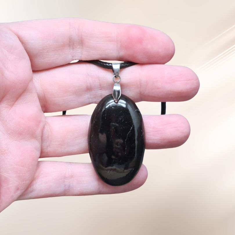 Pendentif en Tourmaline noire (PE1168)