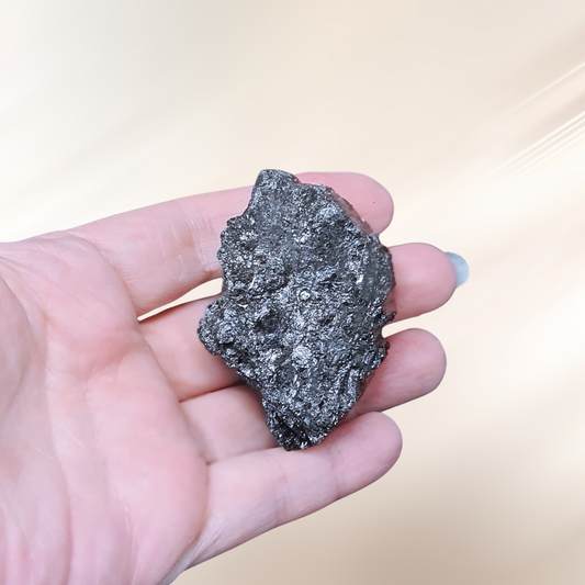 lithotherapie, pierre brute, tourmaline noire ENAE Mineraux