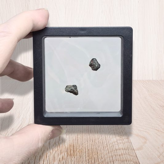 Lot de 2 Alexandrite brutes (MB571-1) - ENAE Minéraux