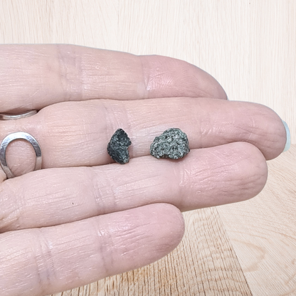 Lot de 2 Alexandrite brutes (MB571-2)