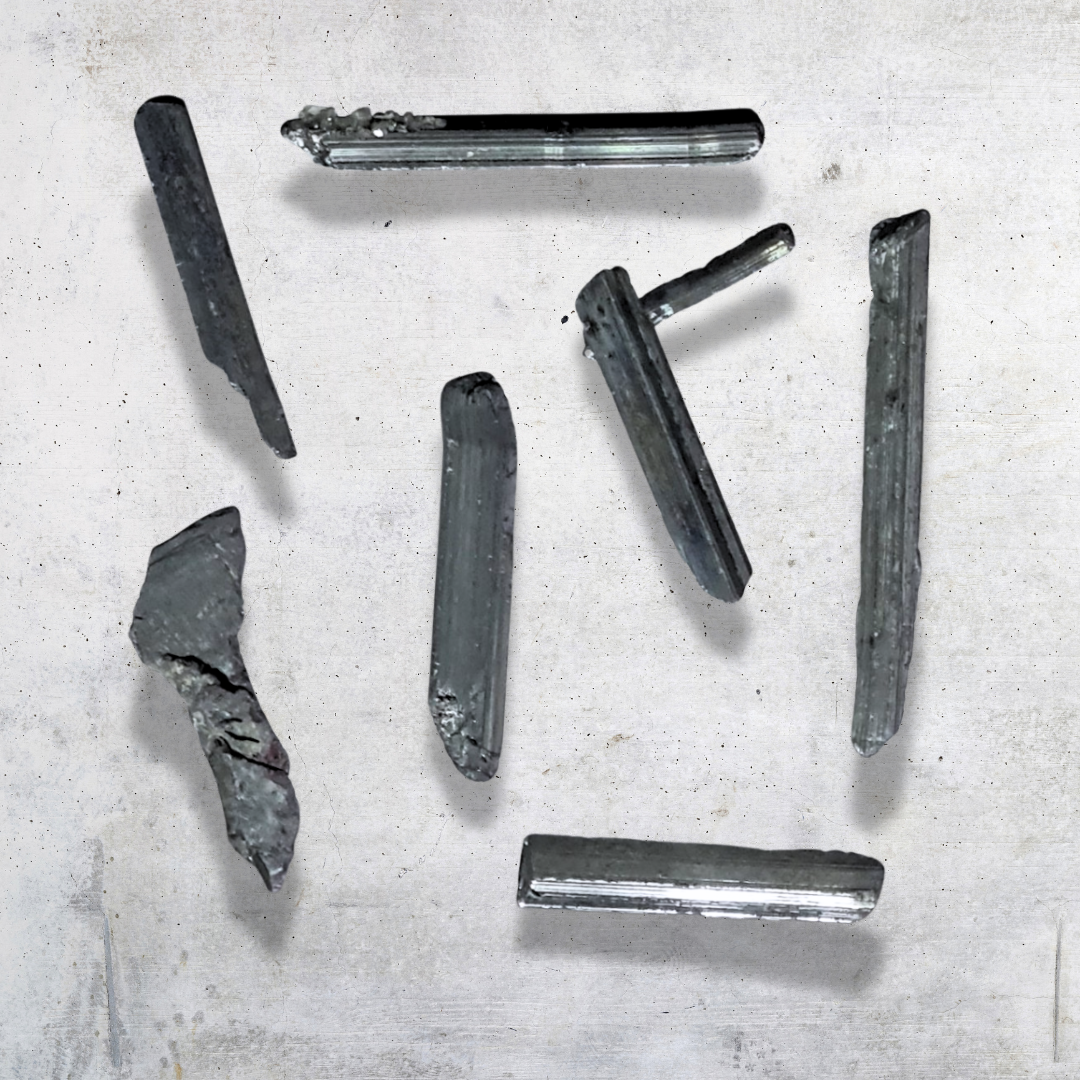 Lot de 7 petites Stibine brutes (MB565-2) - ENAE Minéraux